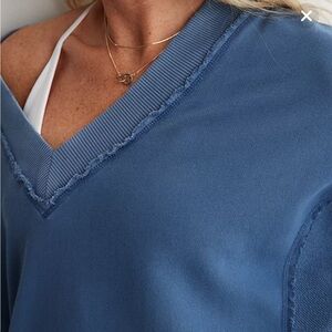 Aerie Vacay Every Day V Neck Sweatshirt Size Small in Marble Blue NWT!!